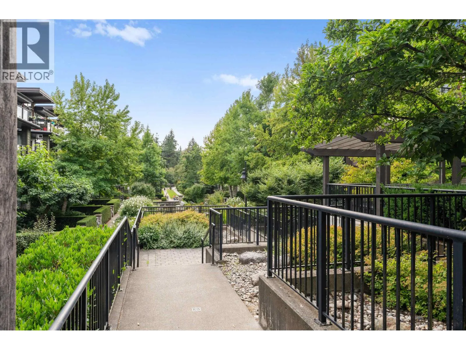 505 7428 BYRNEPARK WALK