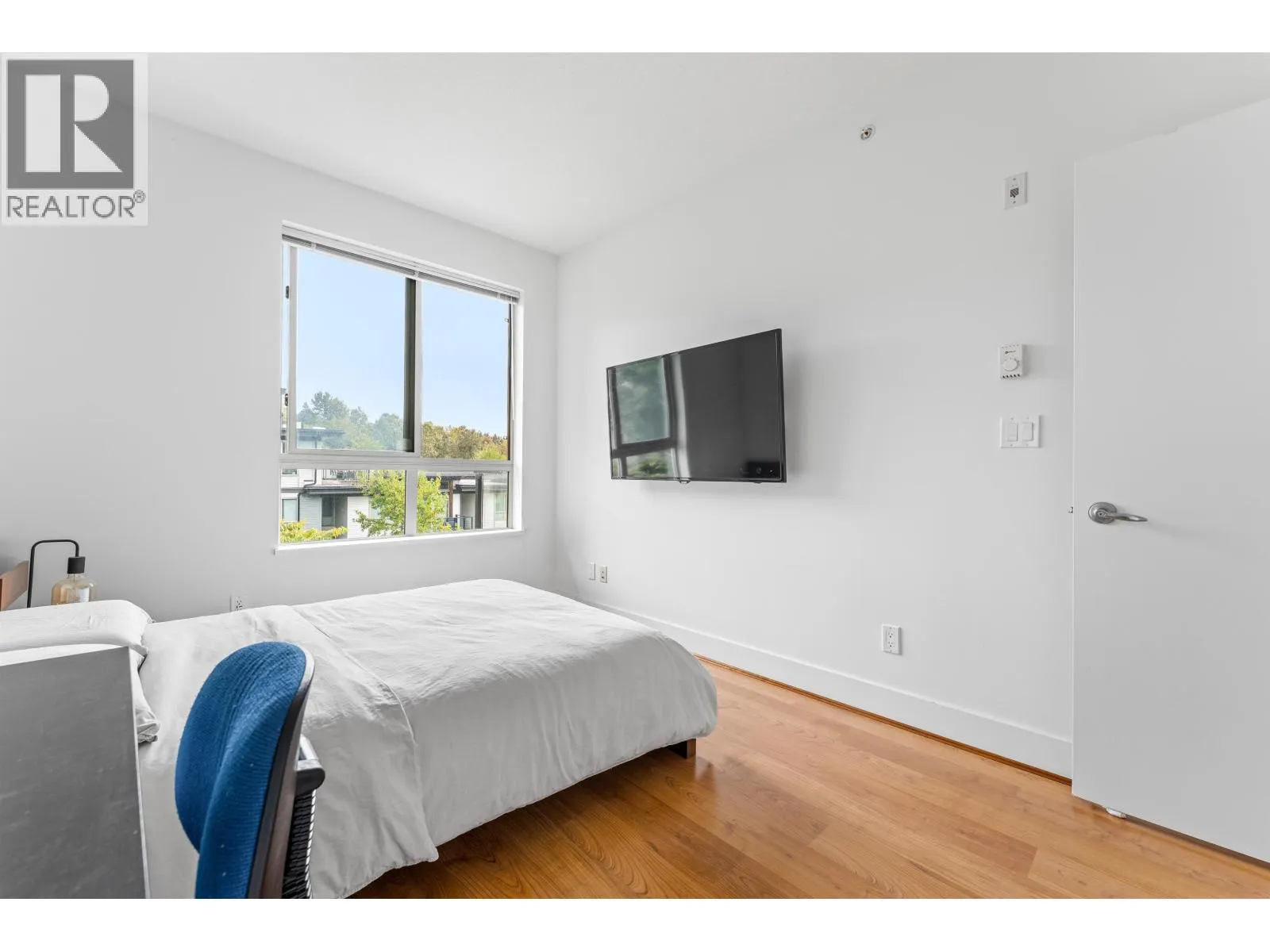 505 7428 BYRNEPARK WALK