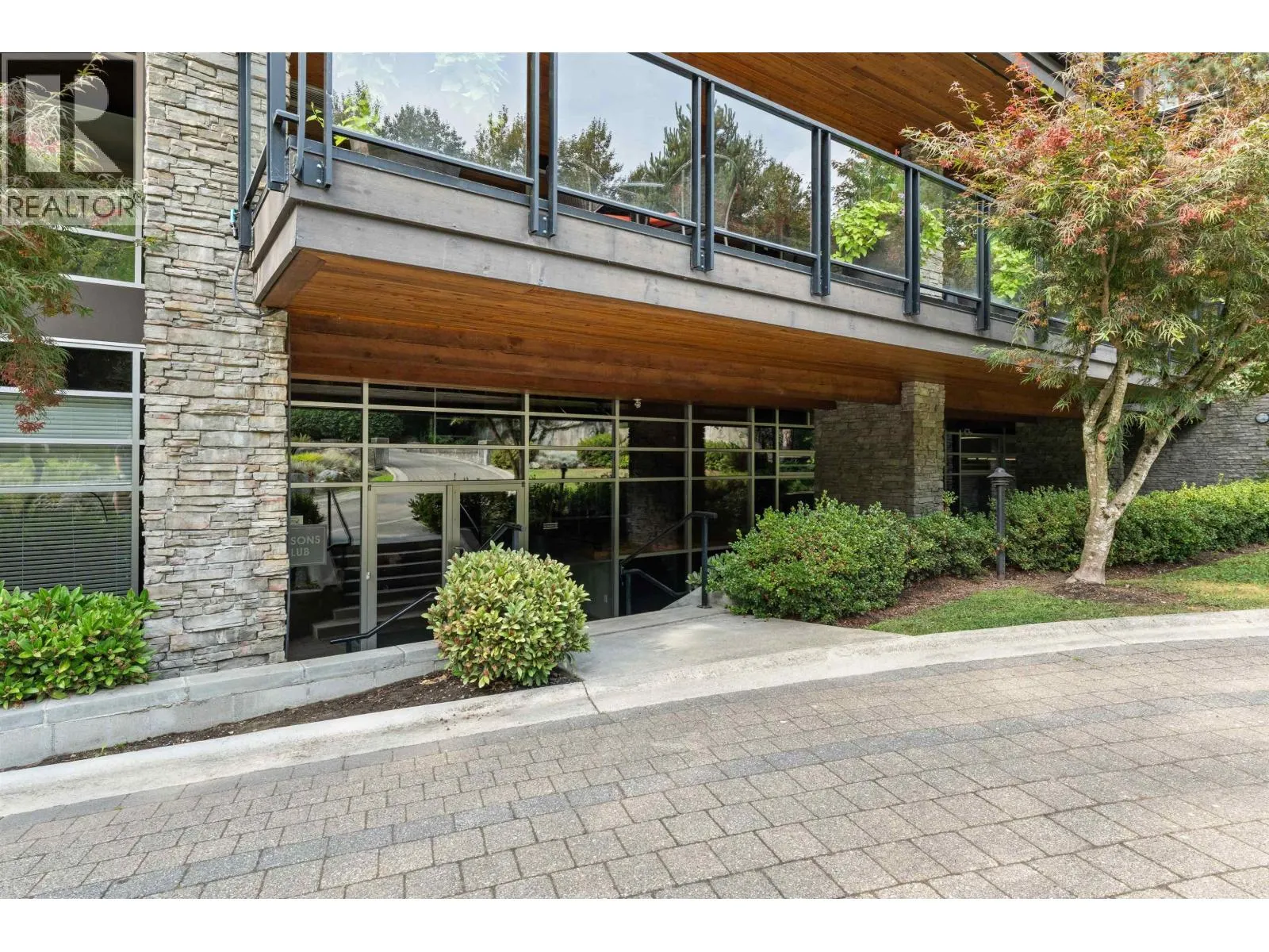 505 7428 BYRNEPARK WALK
