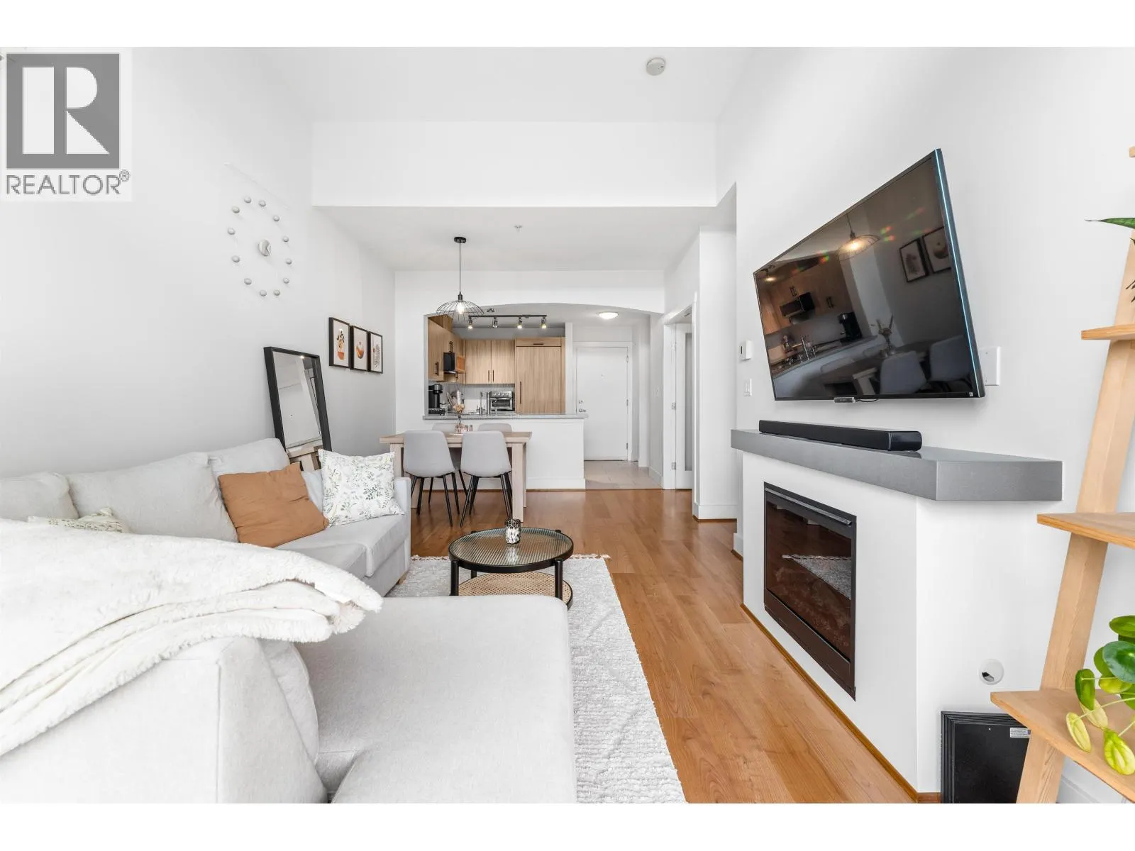 505 7428 BYRNEPARK WALK