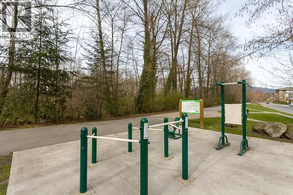 302 2353 MARPOLE AVENUE