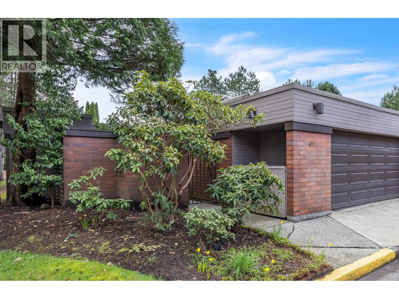 6554 PINEHURST DRIVE