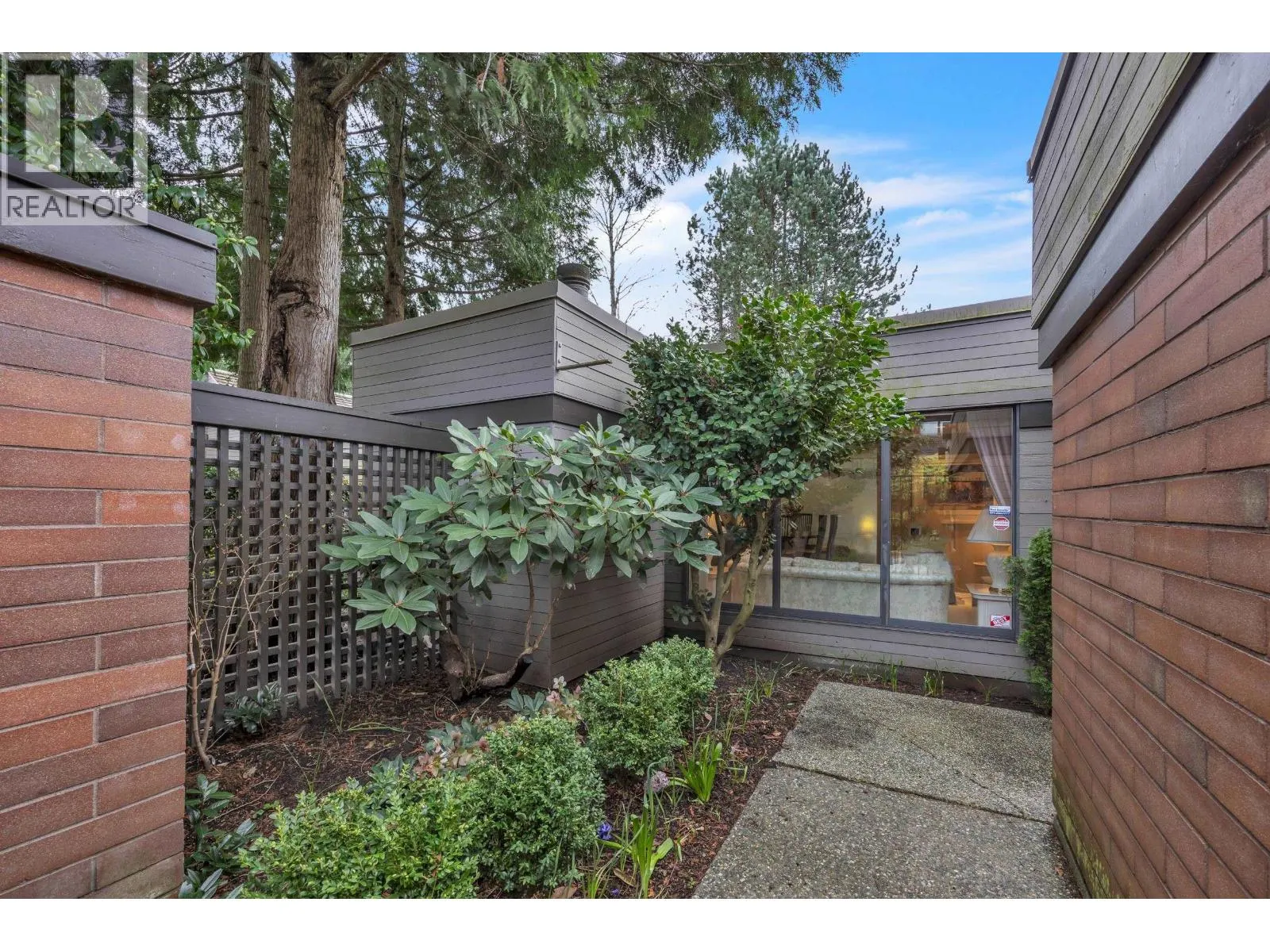 6554 PINEHURST DRIVE