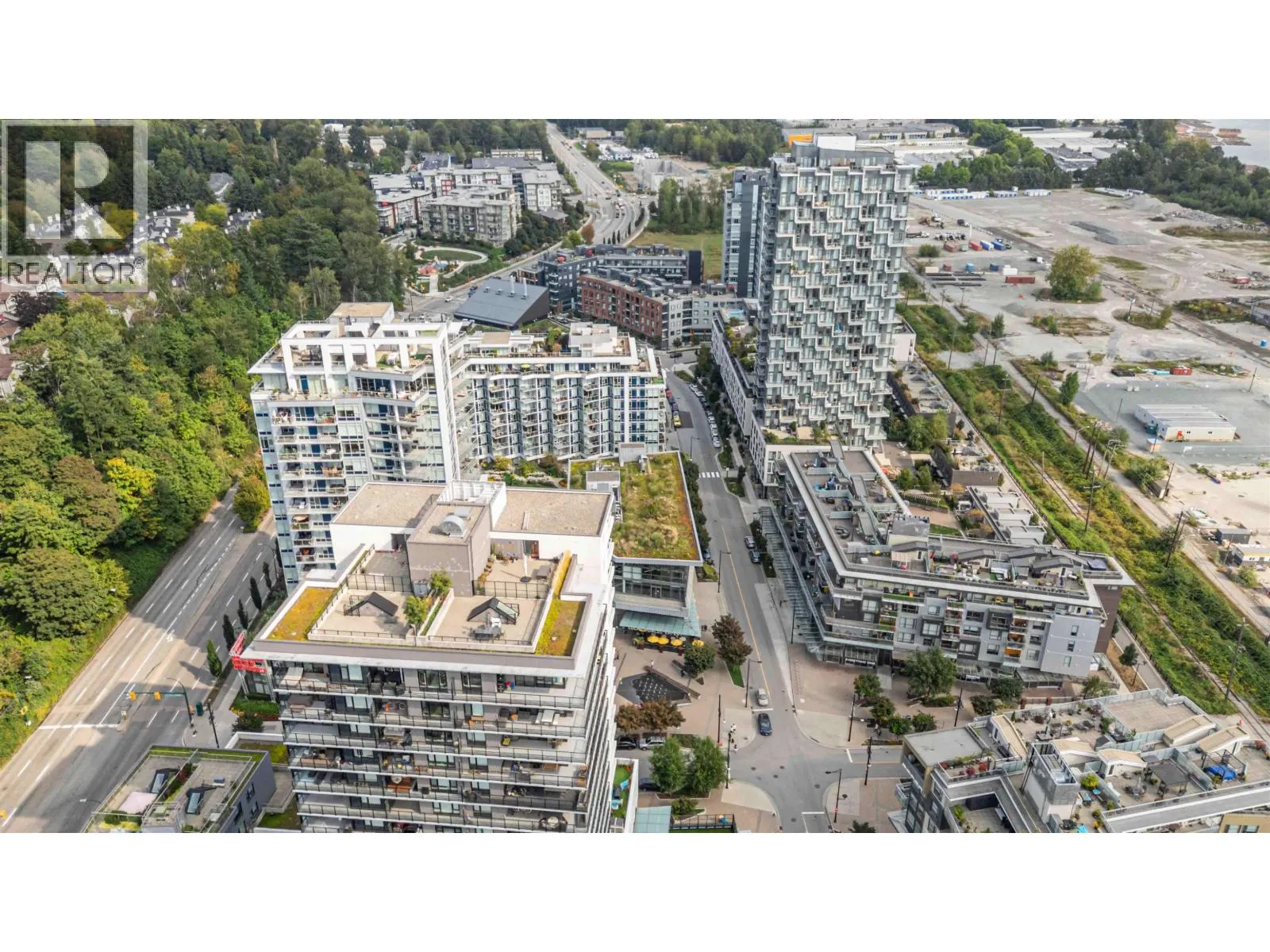 1006 3557 SAWMILL CRESCENT