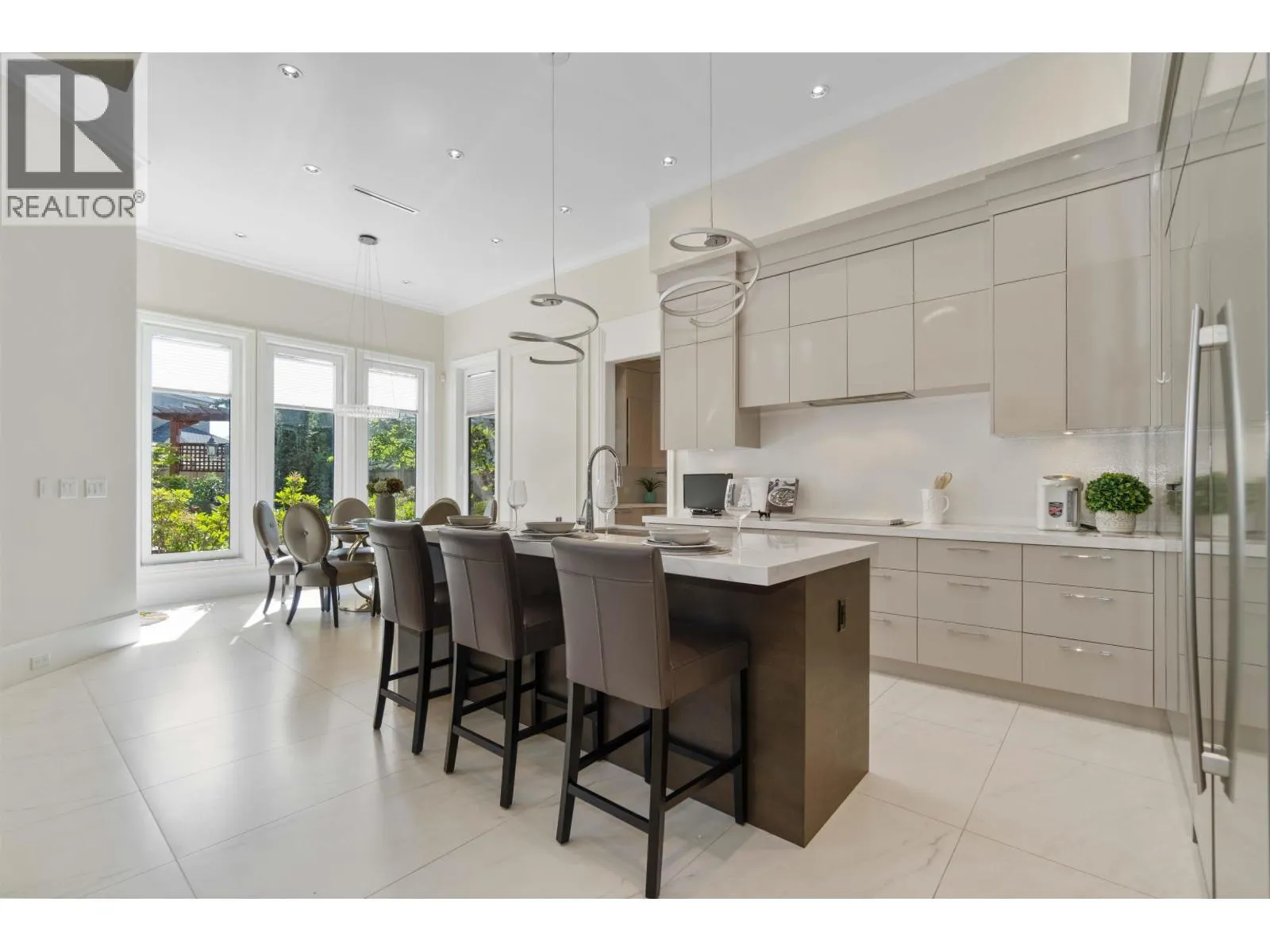7219 CAVELIER COURT