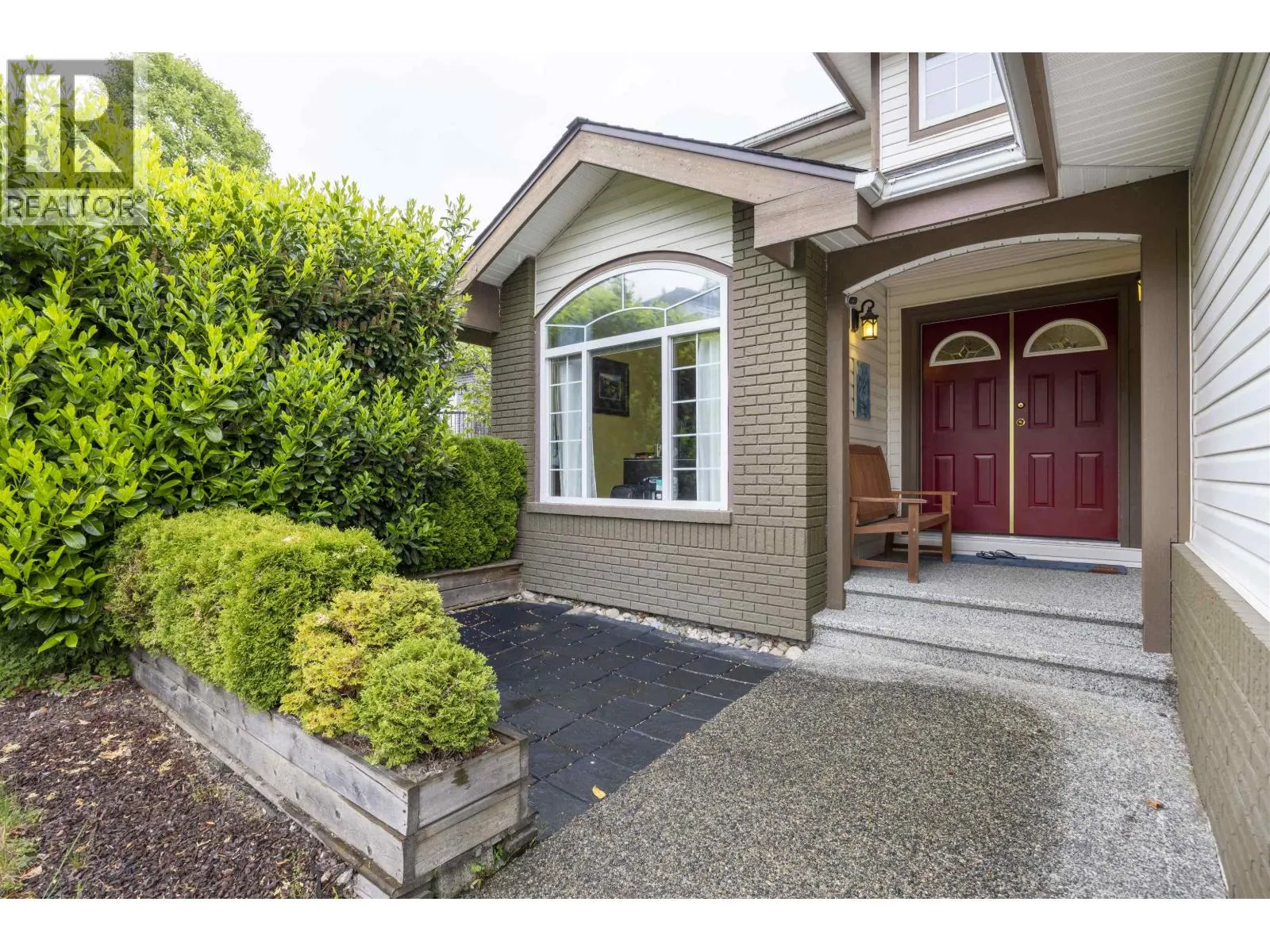 1555 ALPINE LANE