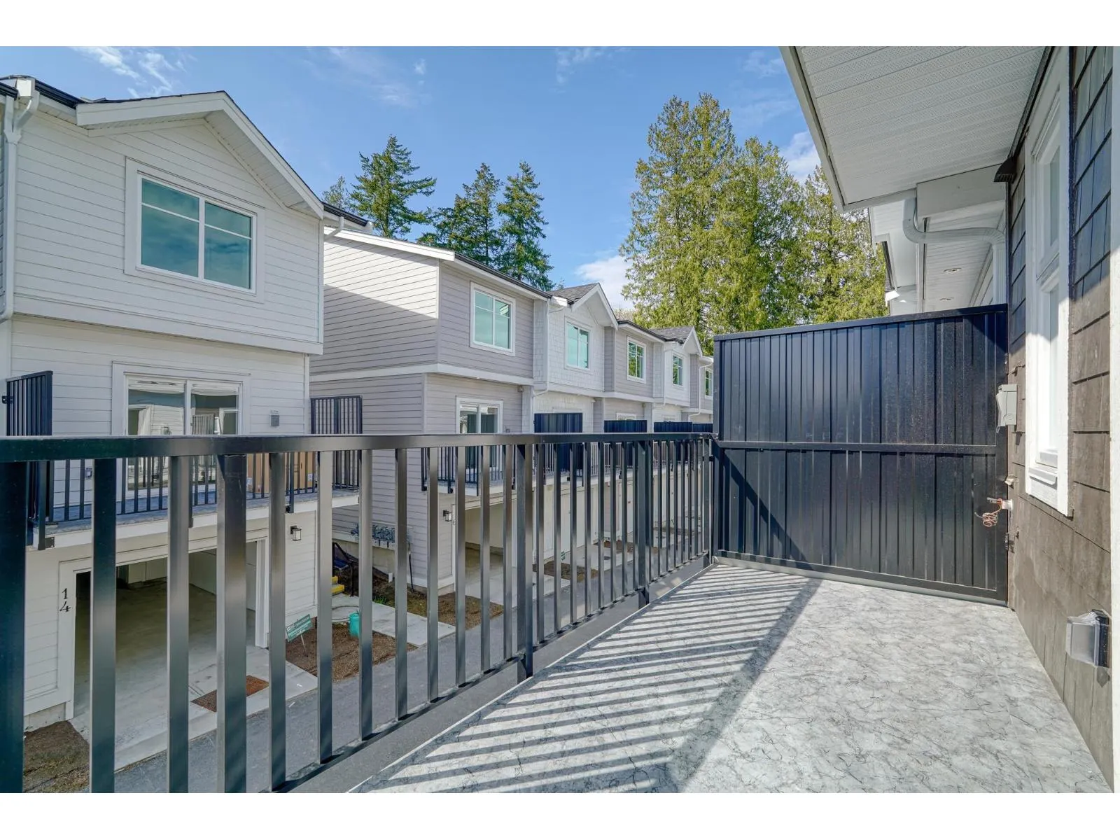 13 12770 105 AVENUE