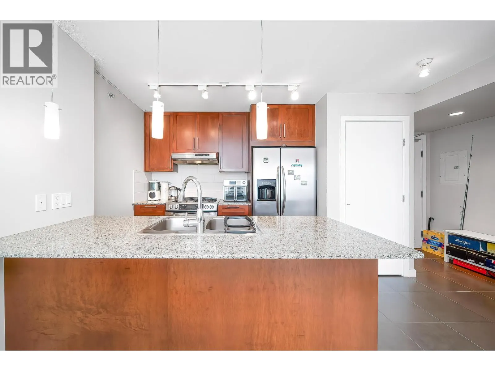 2701 7088 SALISBURY AVENUE