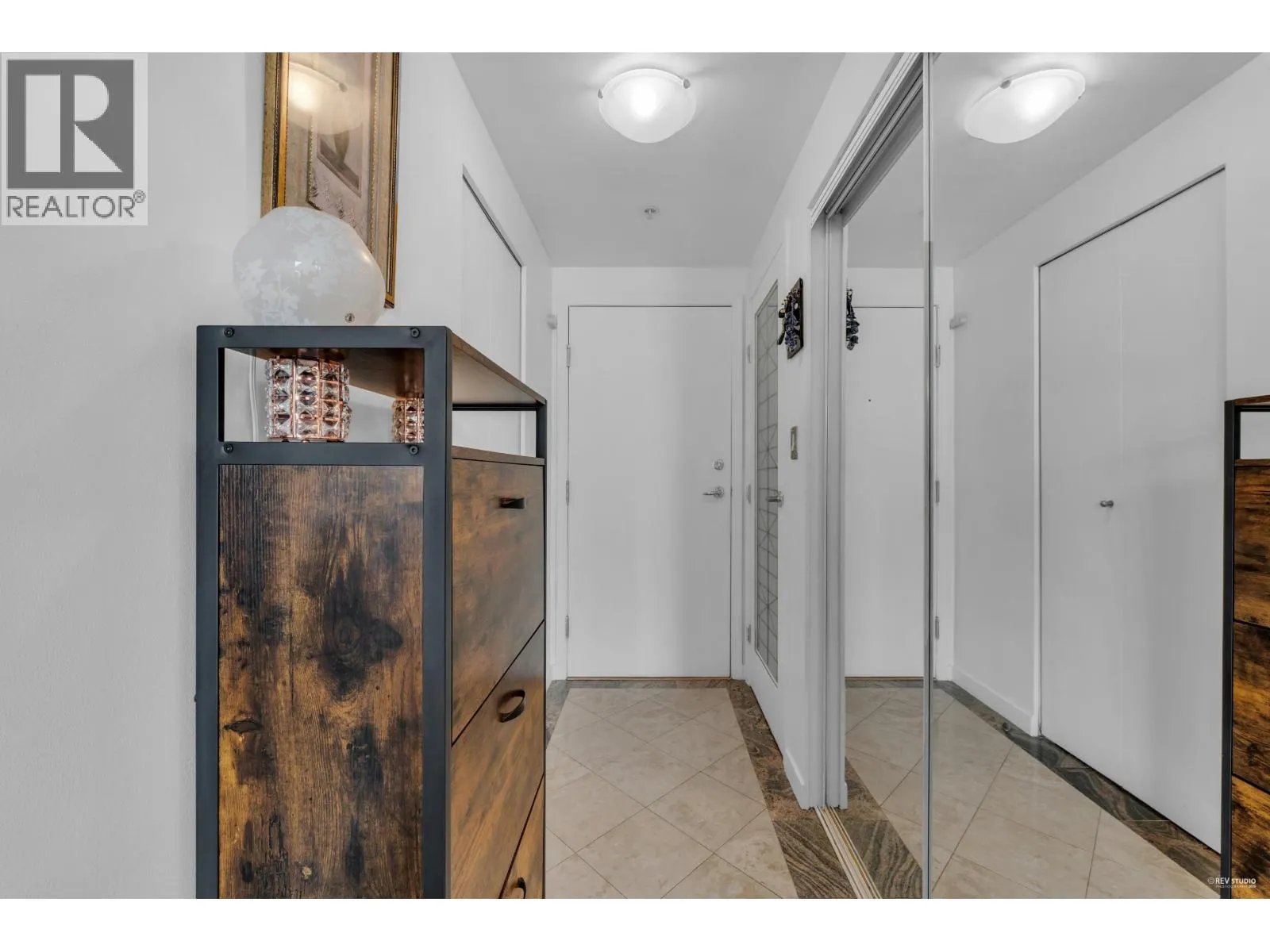 1905 1331 ALBERNI STREET