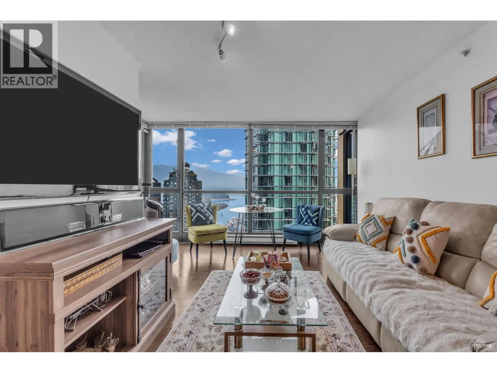 1905 1331 ALBERNI STREET