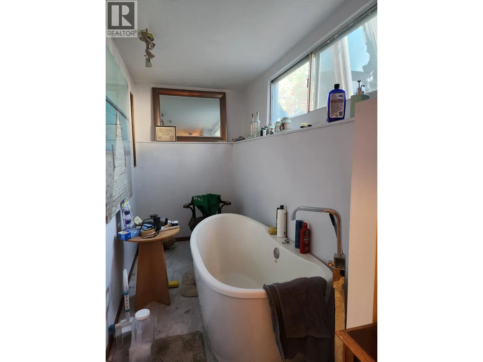 152 MCDERMID DRIVE