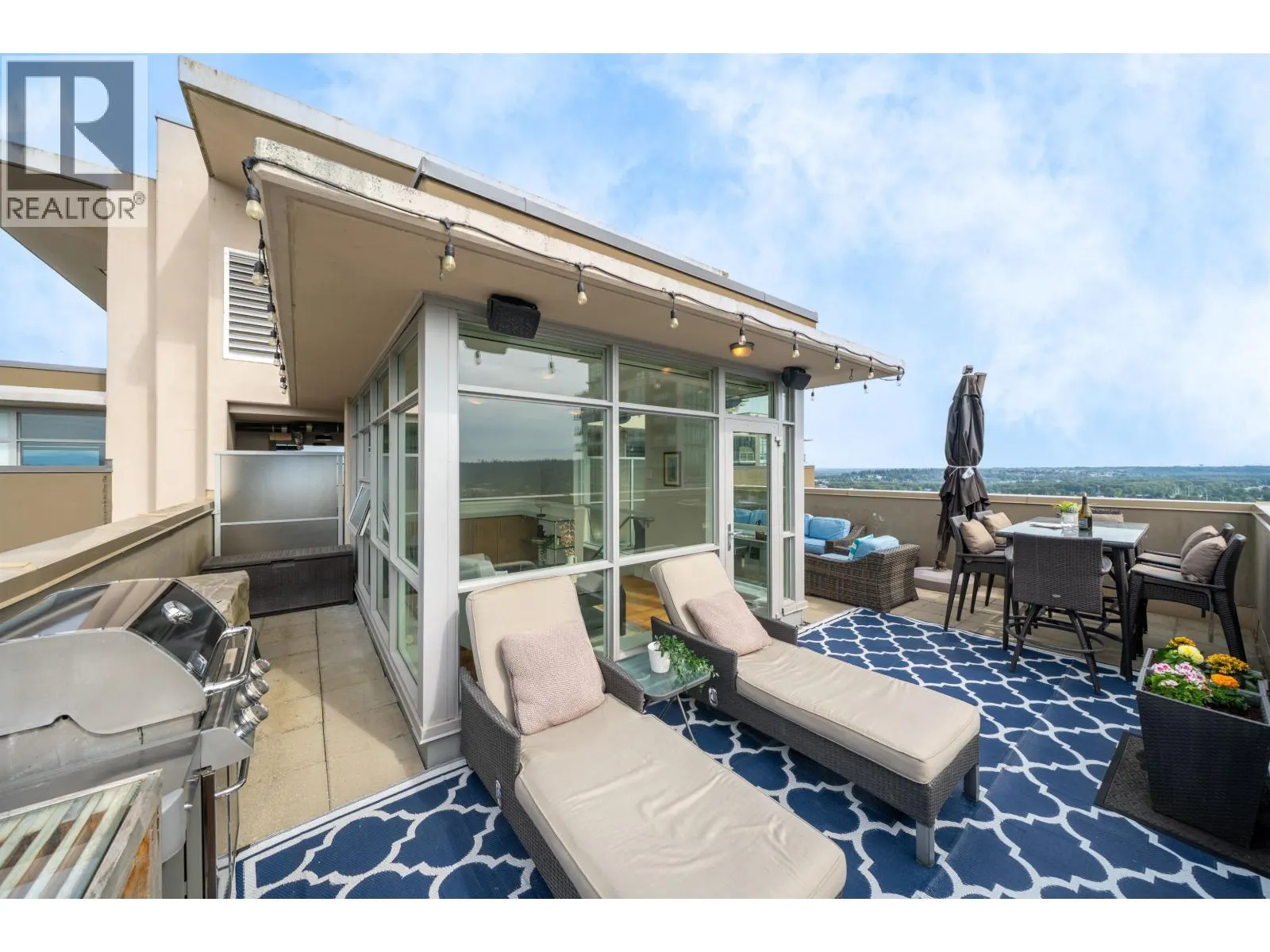 3401 2968 GLEN DRIVE