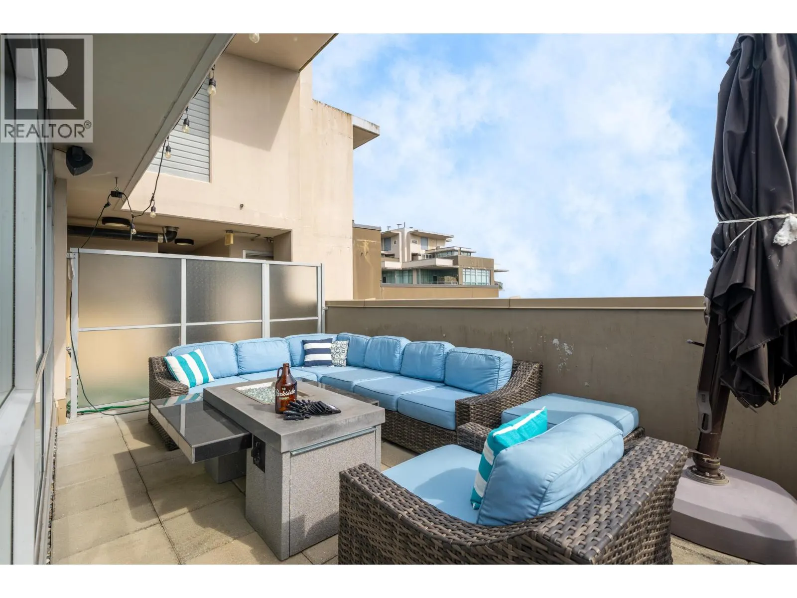 3401 2968 GLEN DRIVE