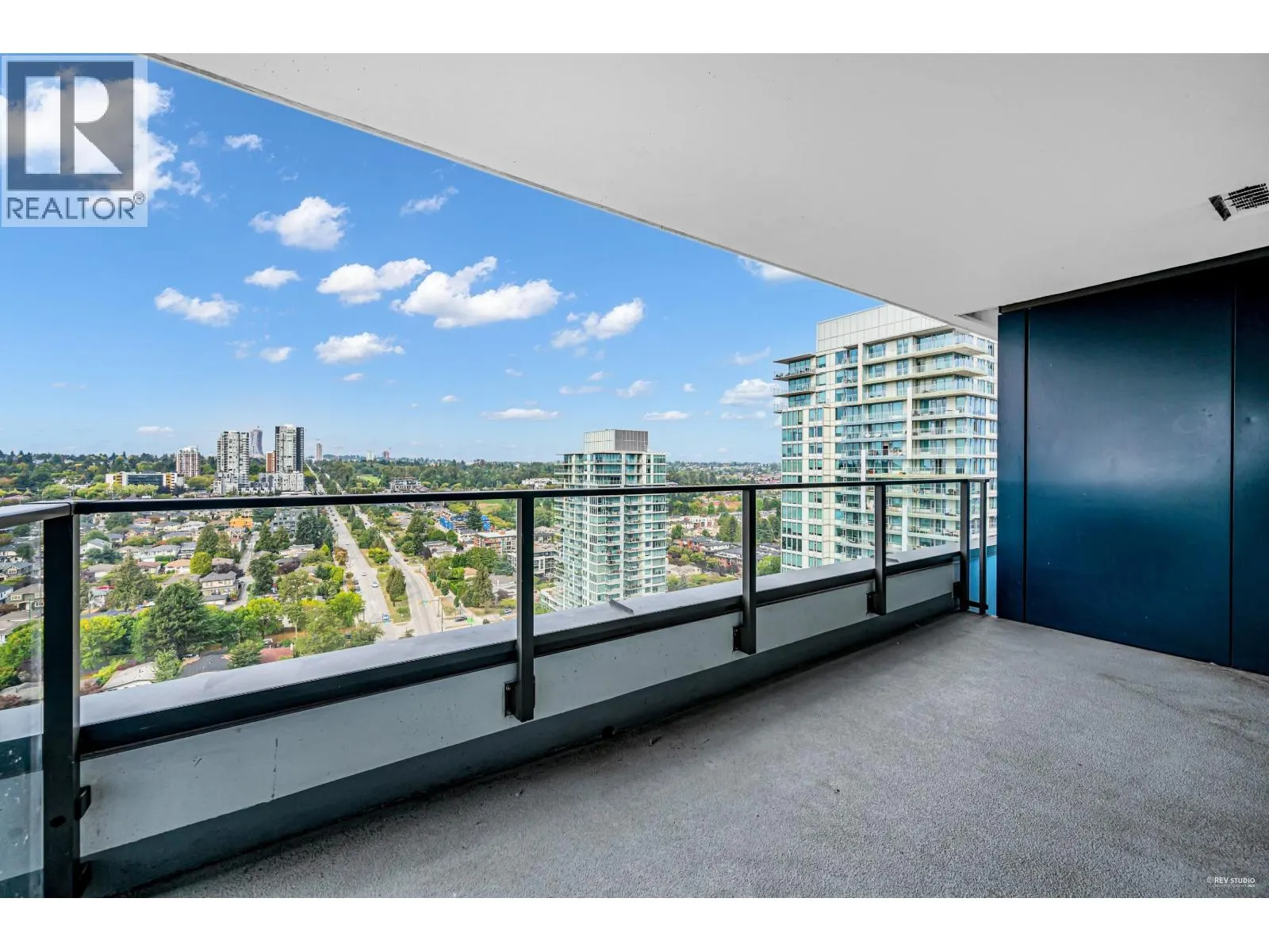 2504 8189 CAMBIE STREET