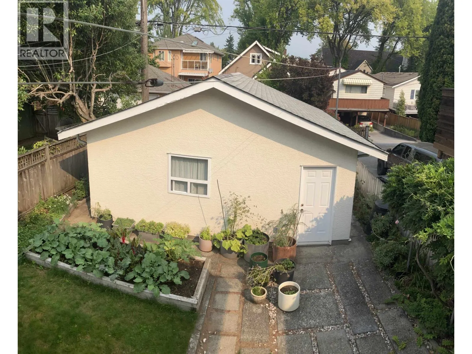 3527 W KING EDWARD AVENUE