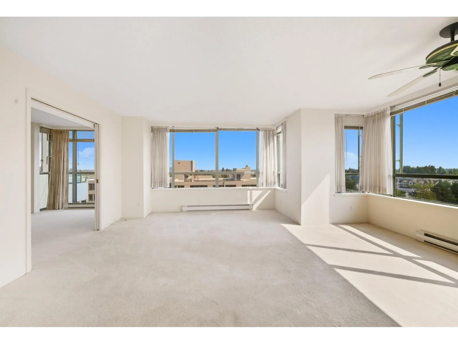 1004 15038 101 AVENUE