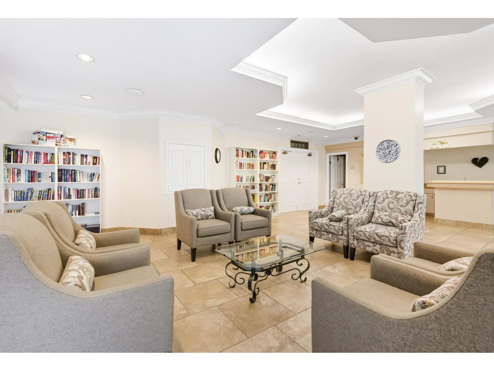 1004 15038 101 AVENUE