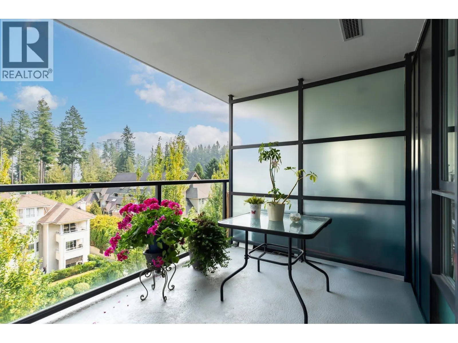 602 1178 HEFFLEY CRESCENT