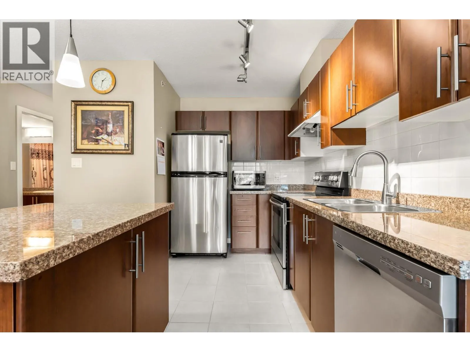 602 1178 HEFFLEY CRESCENT