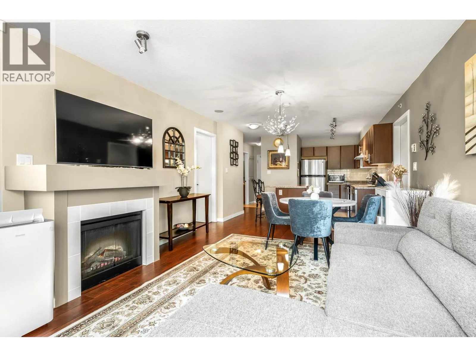602 1178 HEFFLEY CRESCENT