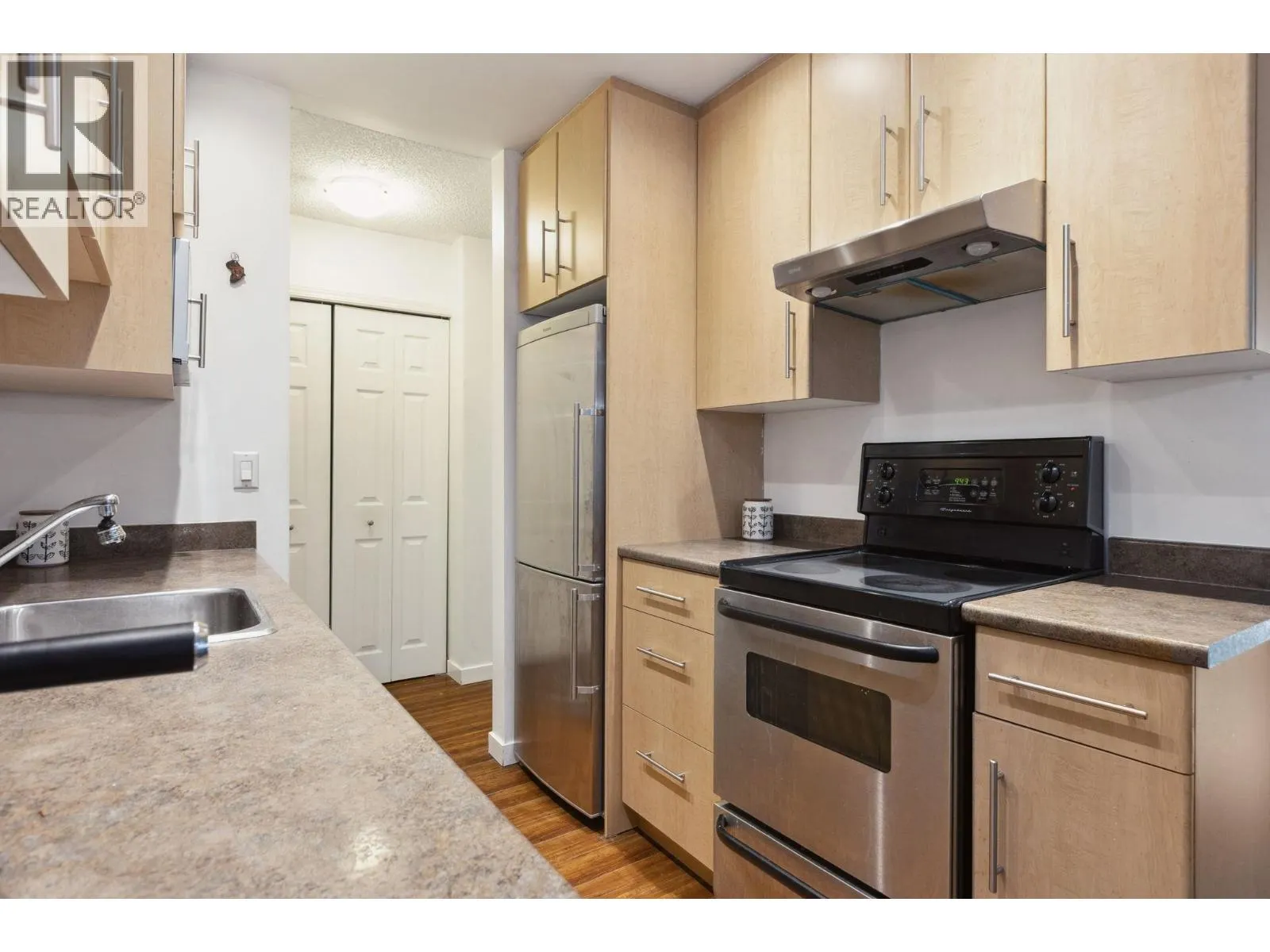 204 1155 ROSS ROAD