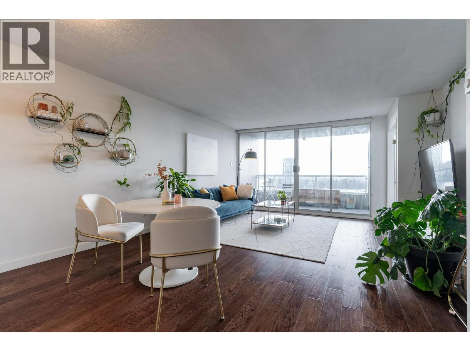 905 1065 QUAYSIDE DRIVE