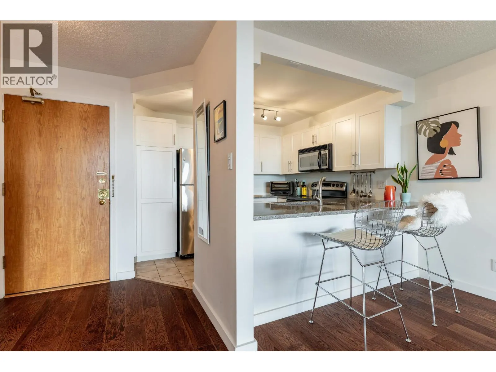 905 1065 QUAYSIDE DRIVE