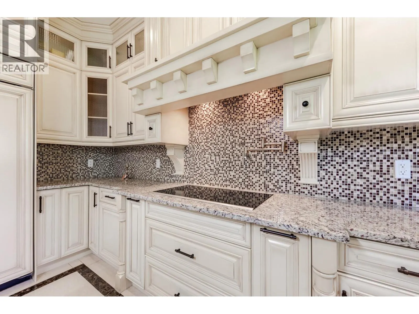 5628 GIBBONS DRIVE