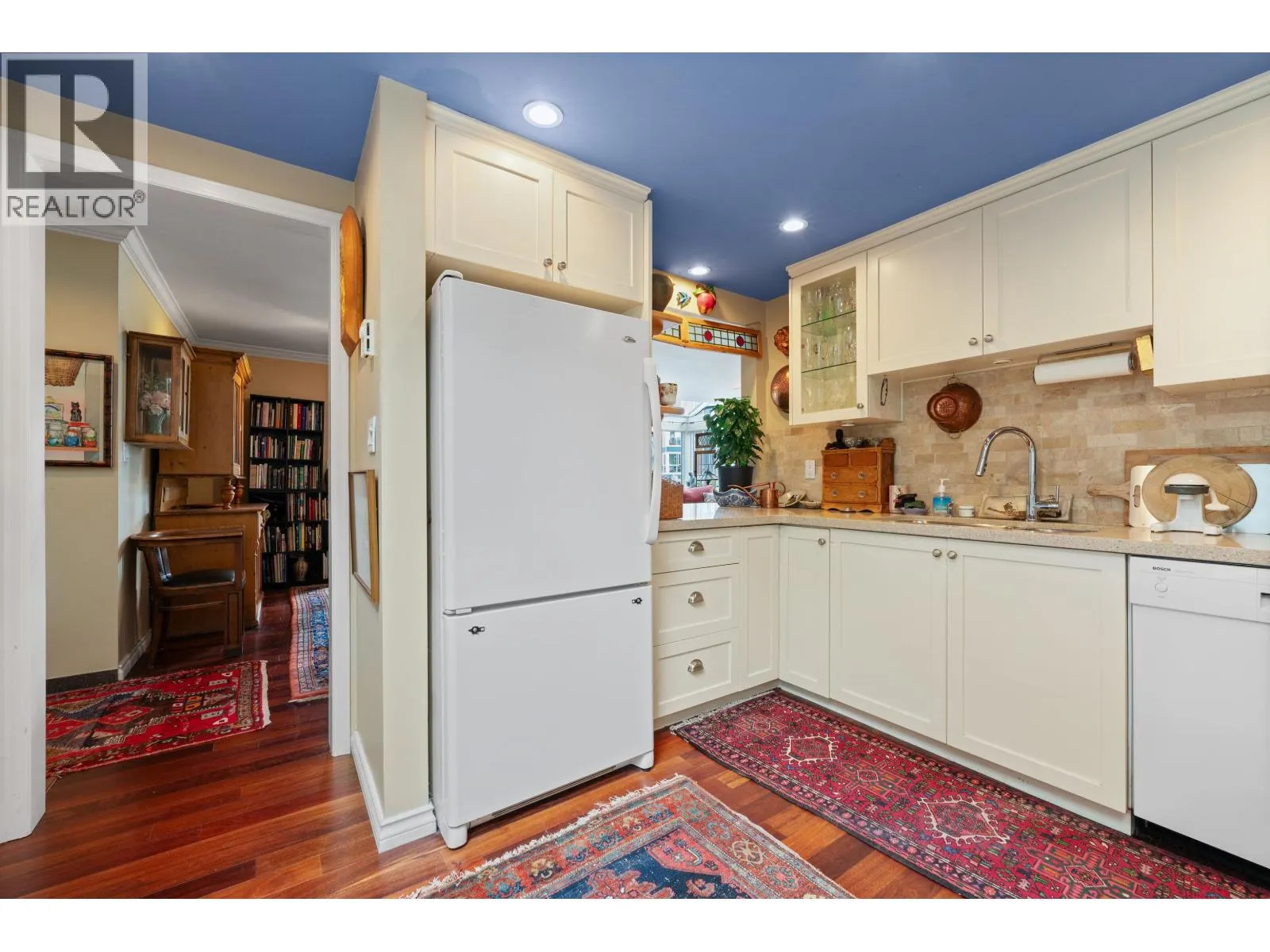 1525 MARINER WALK