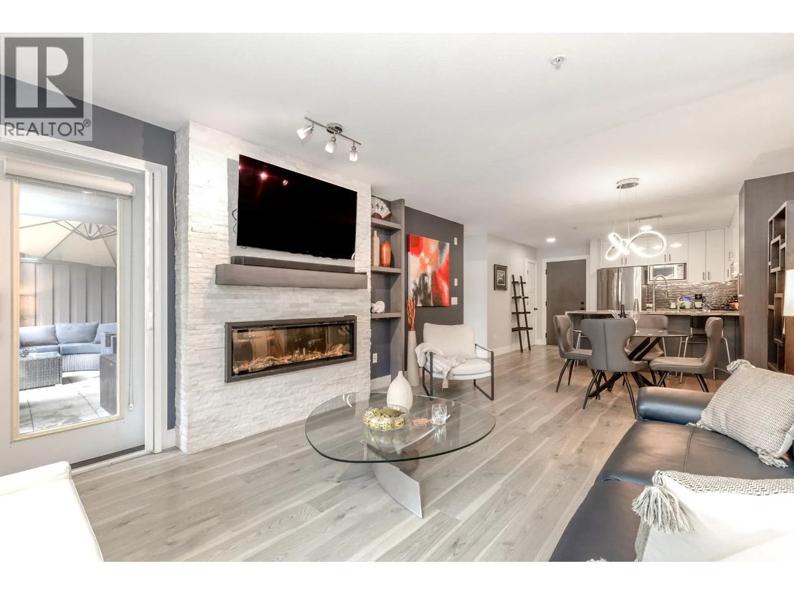 109 400 KLAHANIE DRIVE