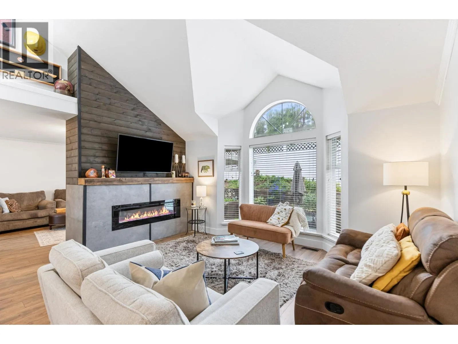 10 22538 116 AVENUE