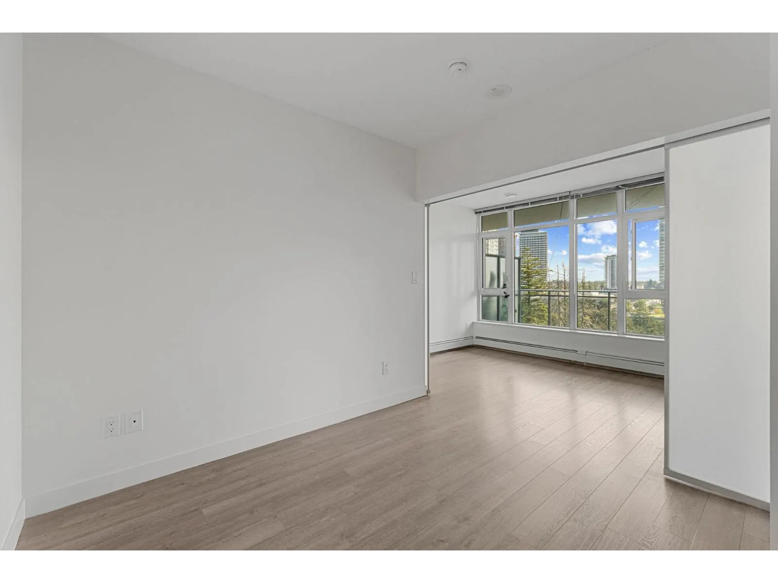 1010 13308 CENTRAL AVENUE
