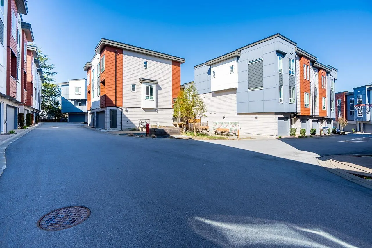35 1670 160 STREET