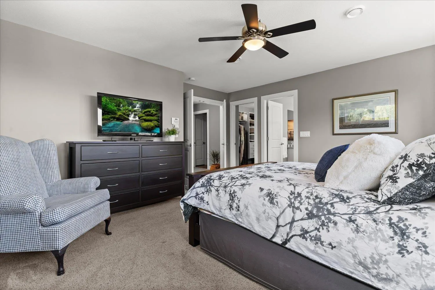 7569 DICKINSON PLACE|Eastern Hillsides