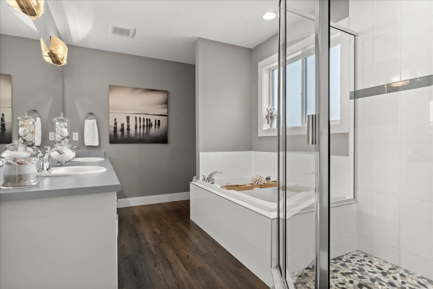 7569 DICKINSON PLACE|Eastern Hillsides