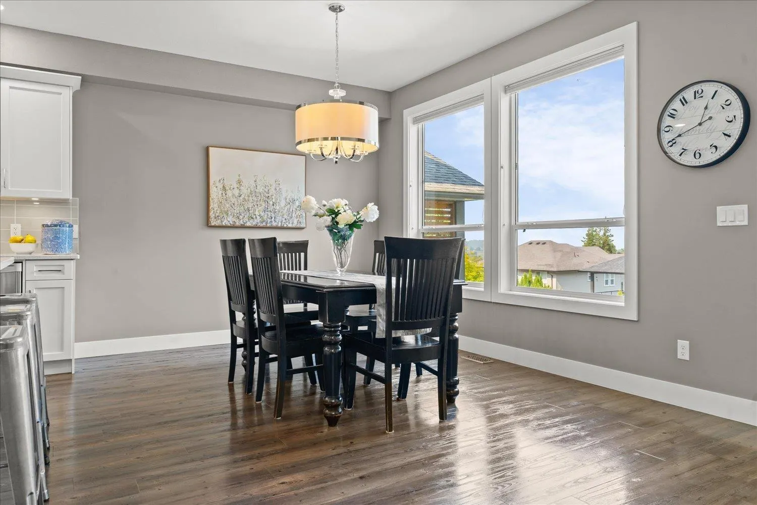 7569 DICKINSON PLACE|Eastern Hillsides