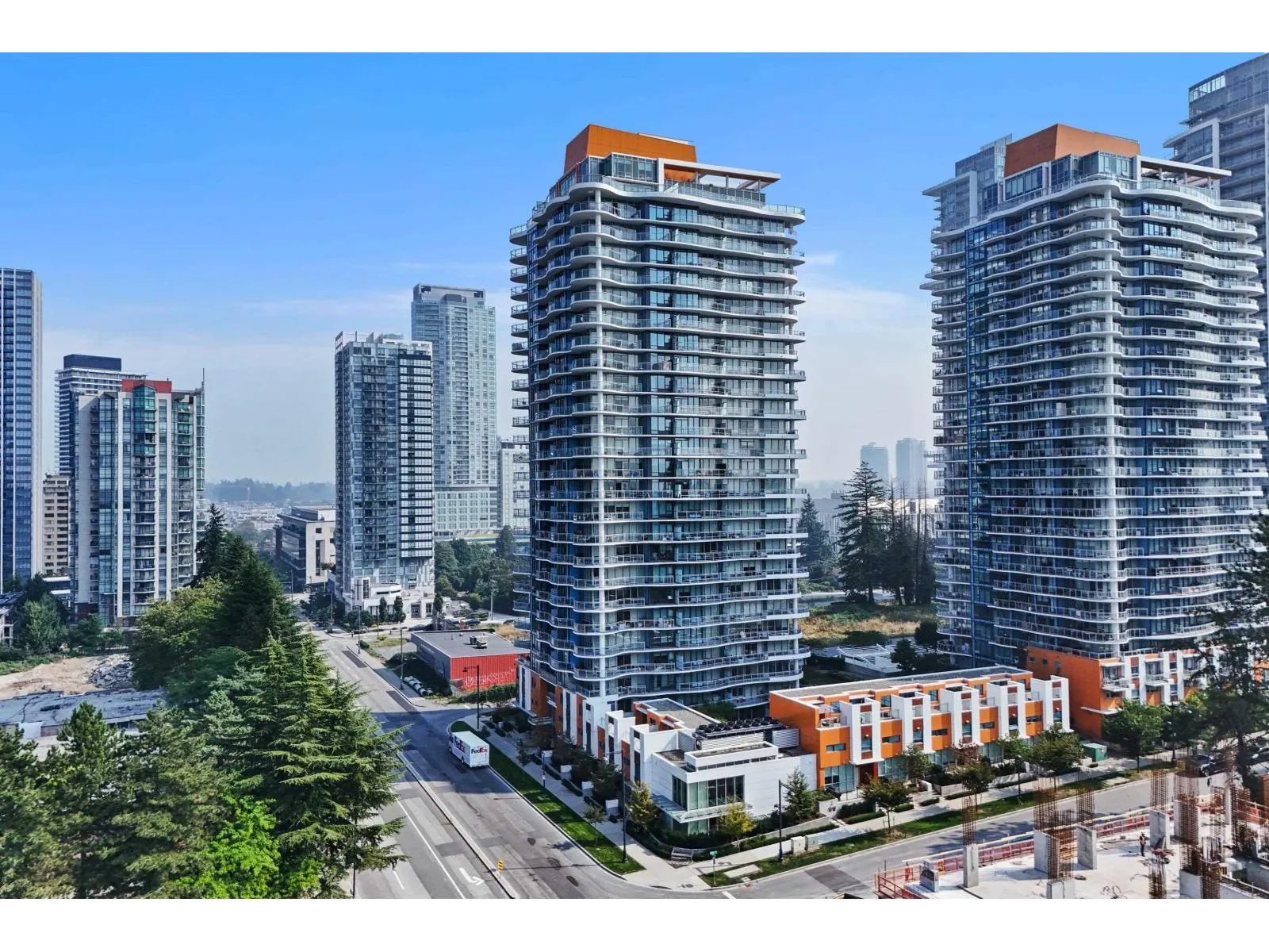 2106 13318 104 AVENUE