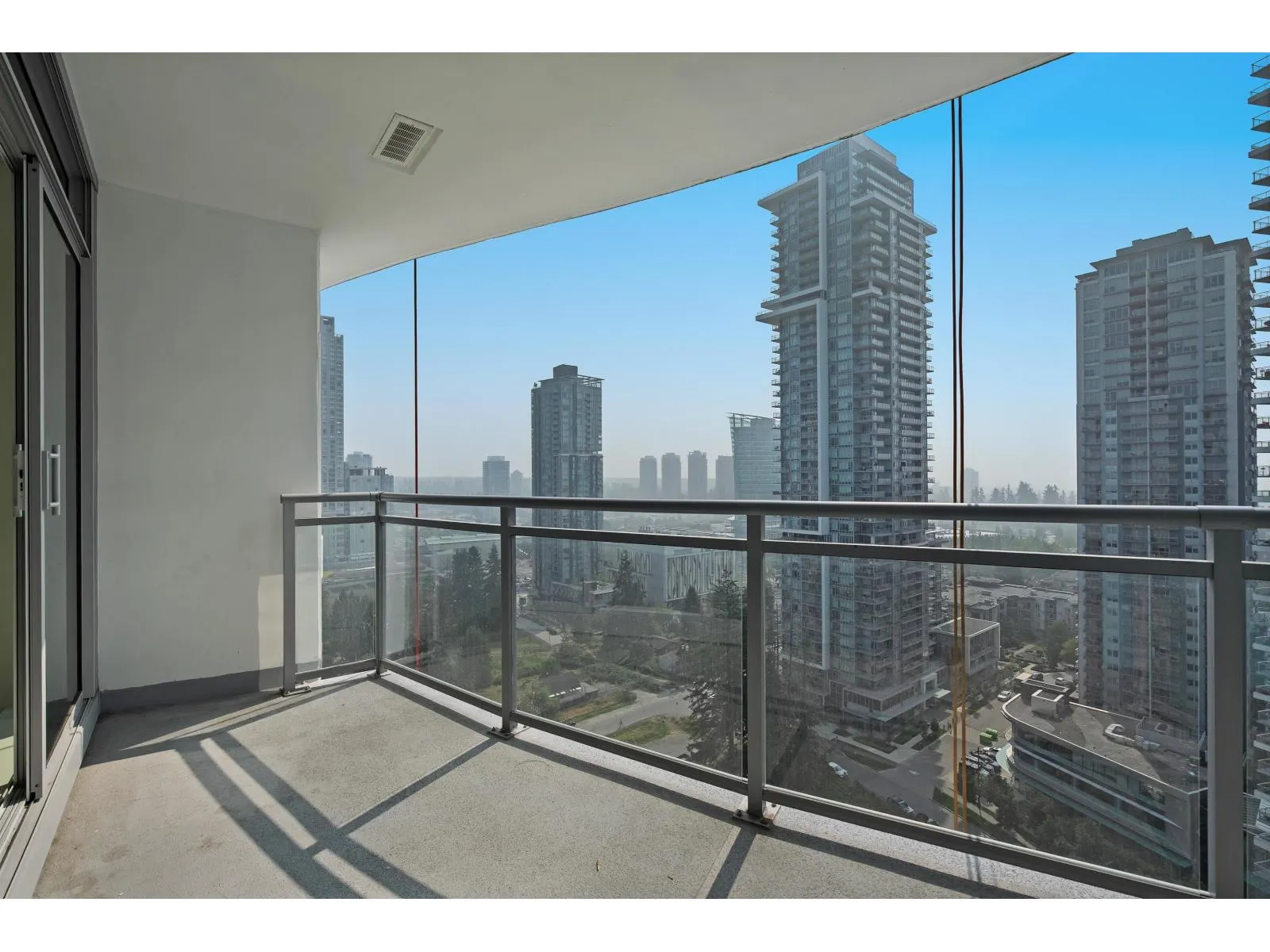 2106 13318 104 AVENUE