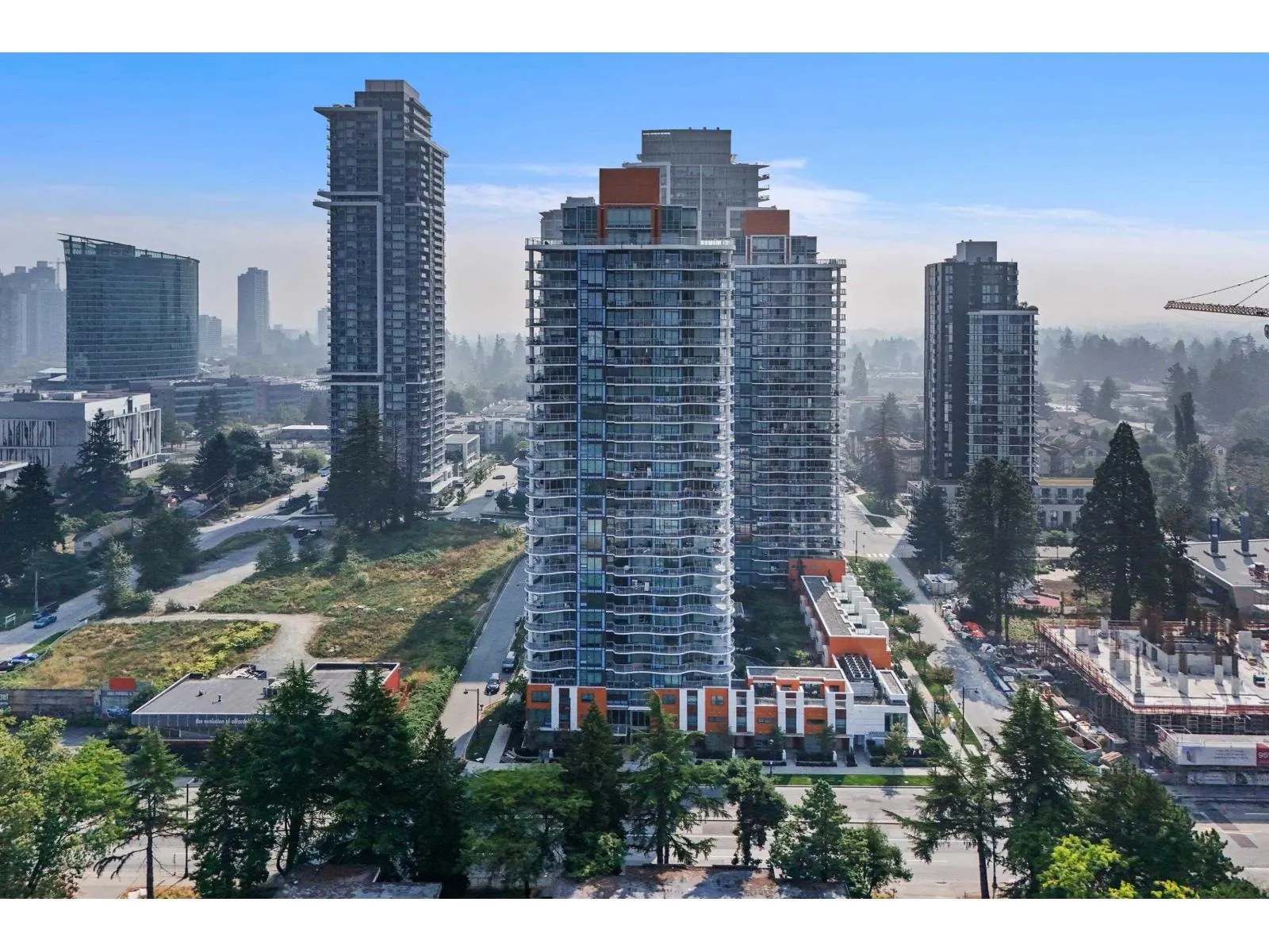 2106 13318 104 AVENUE