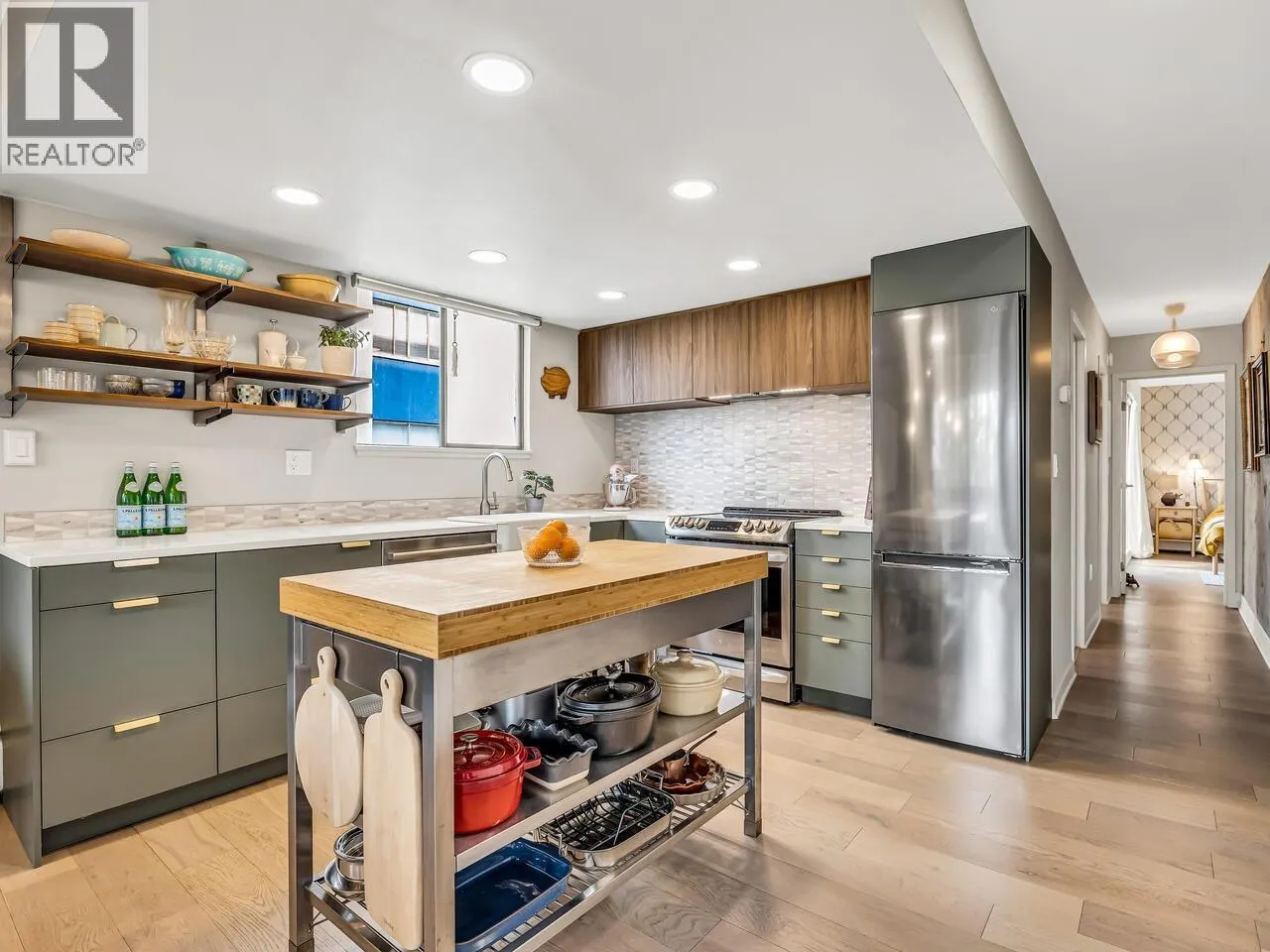 801 1165 BURNABY STREET