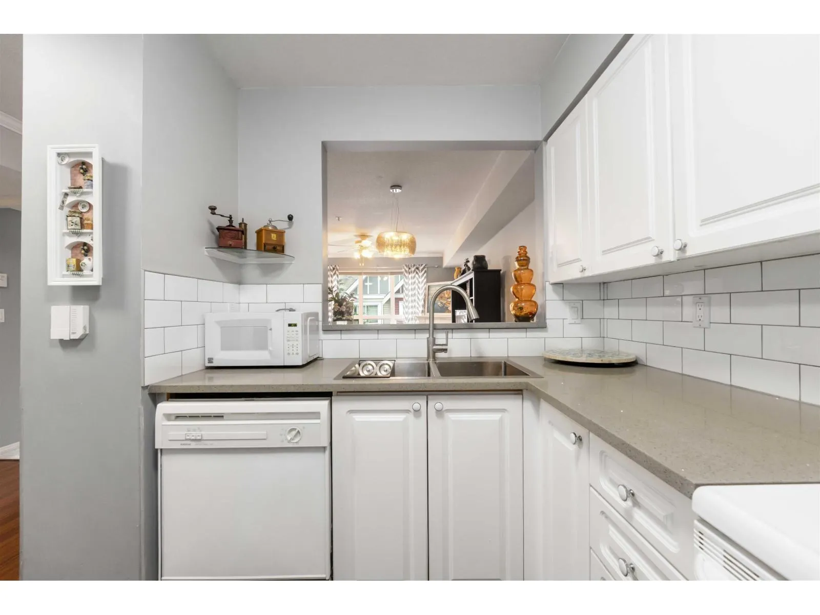 308 14355 103 AVENUE