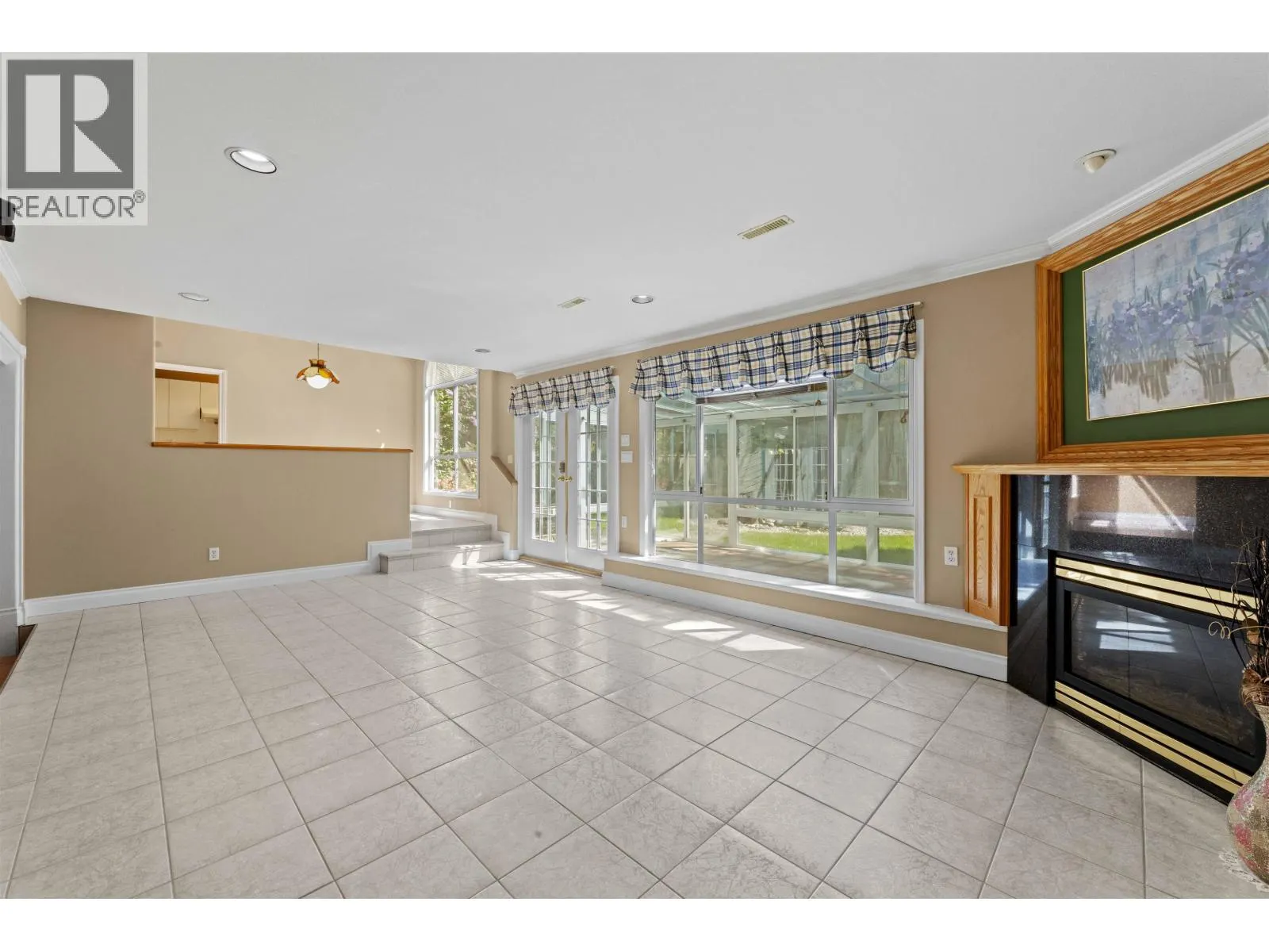 8340 LUNEN ROAD