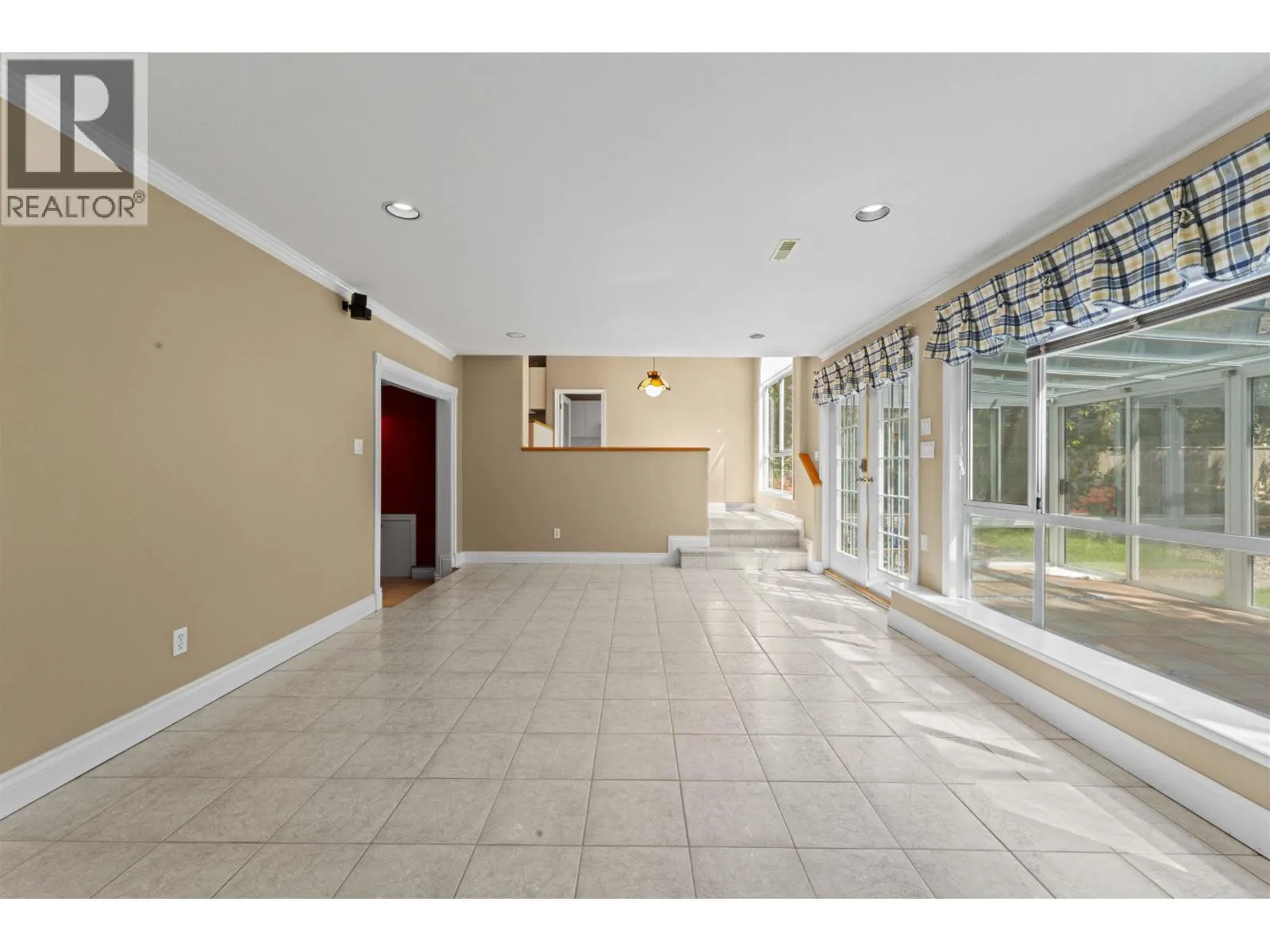 8340 LUNEN ROAD