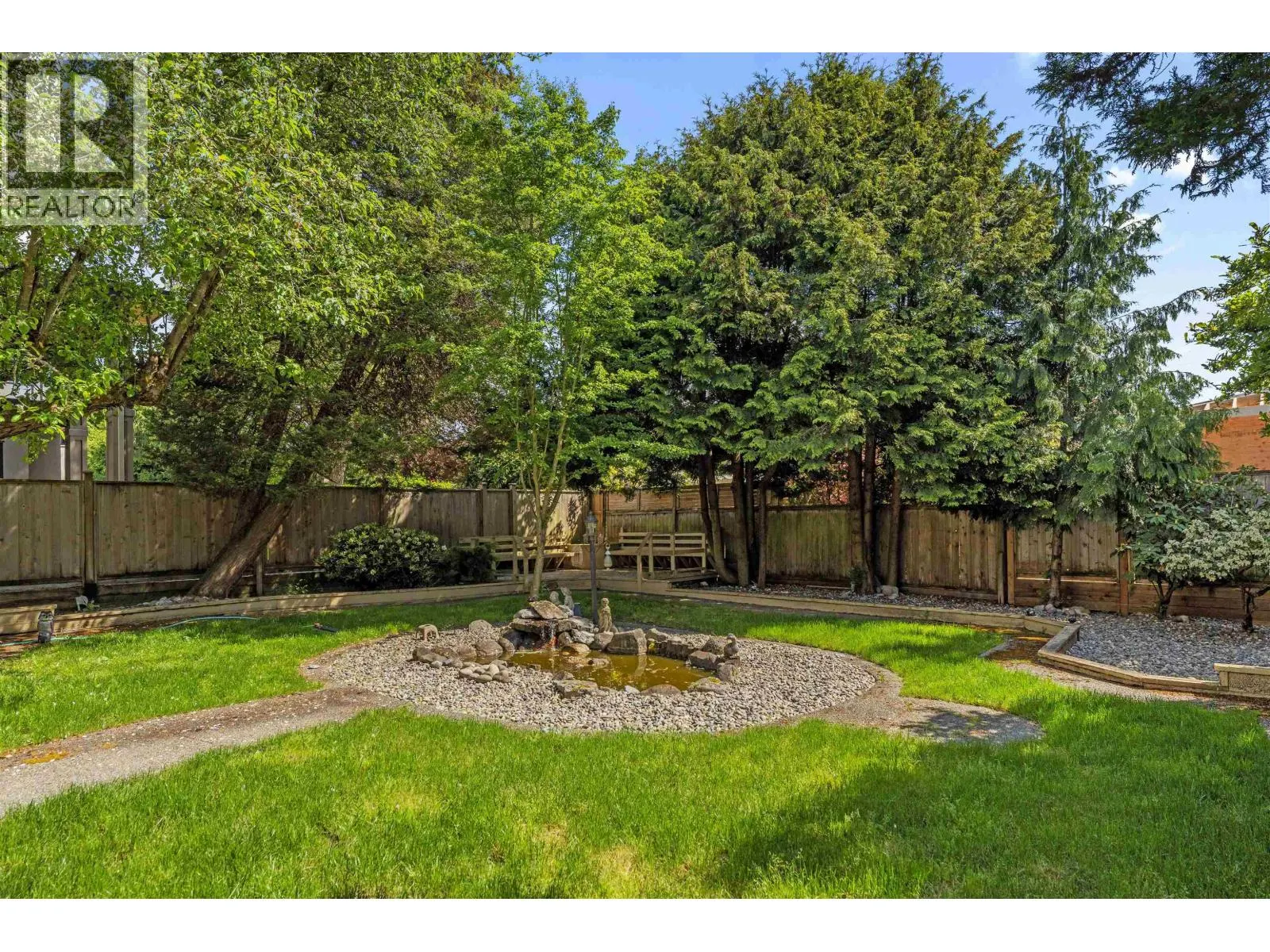 8340 LUNEN ROAD