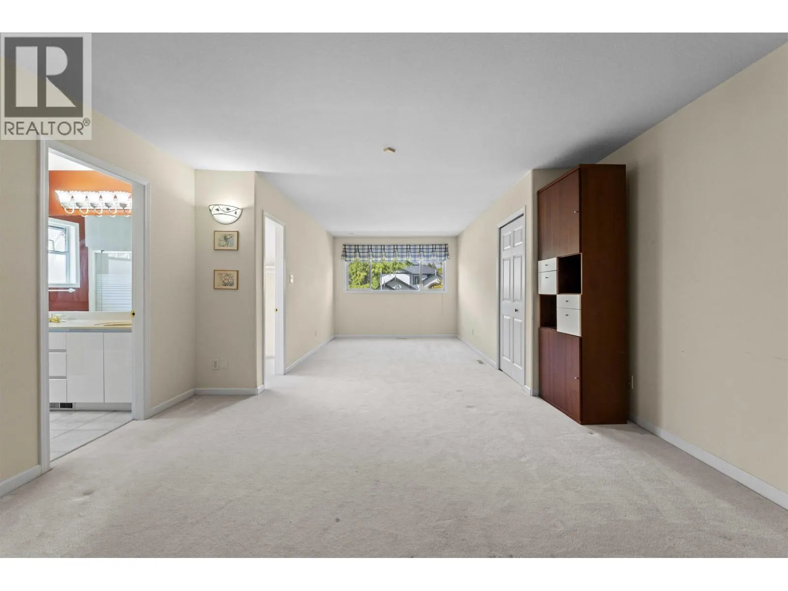 8340 LUNEN ROAD
