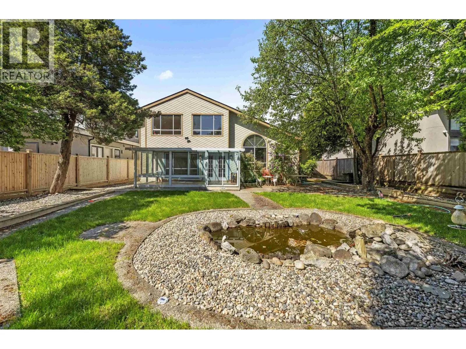 8340 LUNEN ROAD