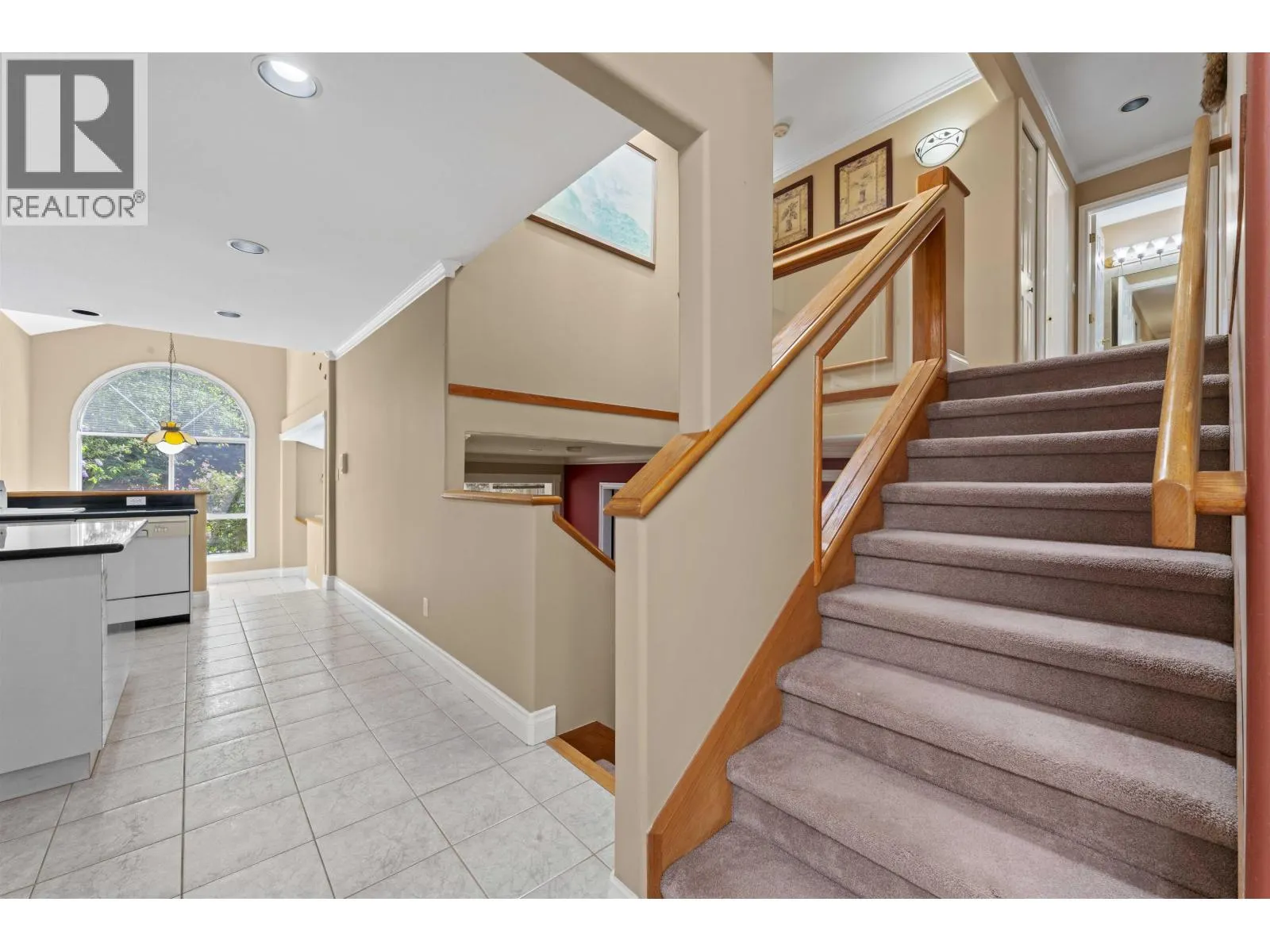 8340 LUNEN ROAD
