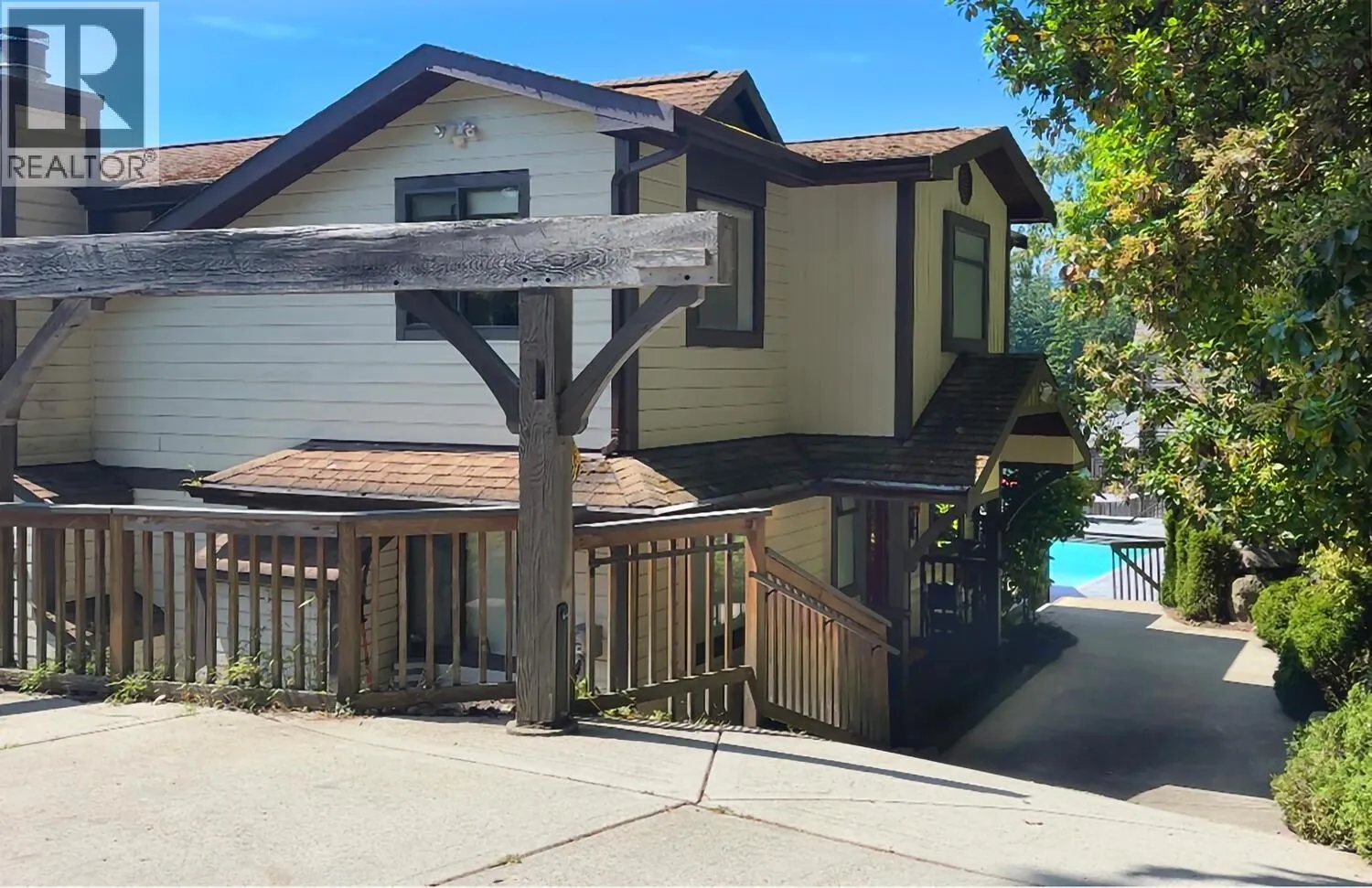4836 SINCLAIR BAY ROAD