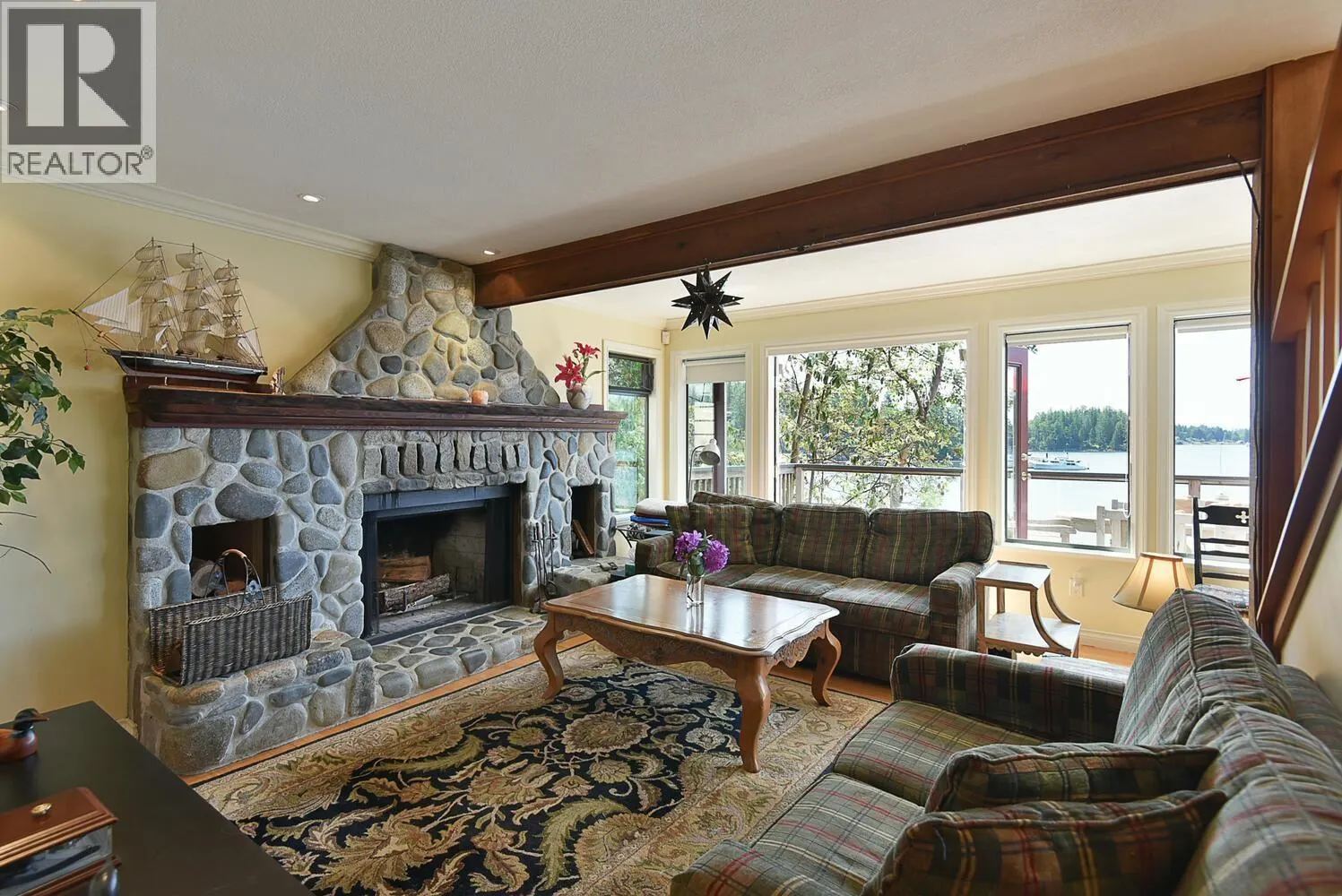4836 SINCLAIR BAY ROAD