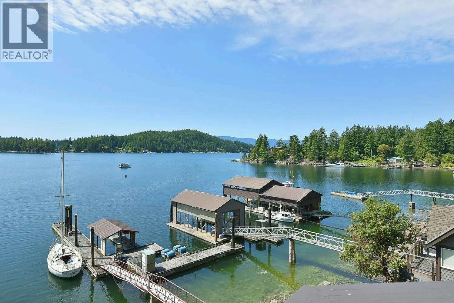 4836 SINCLAIR BAY ROAD